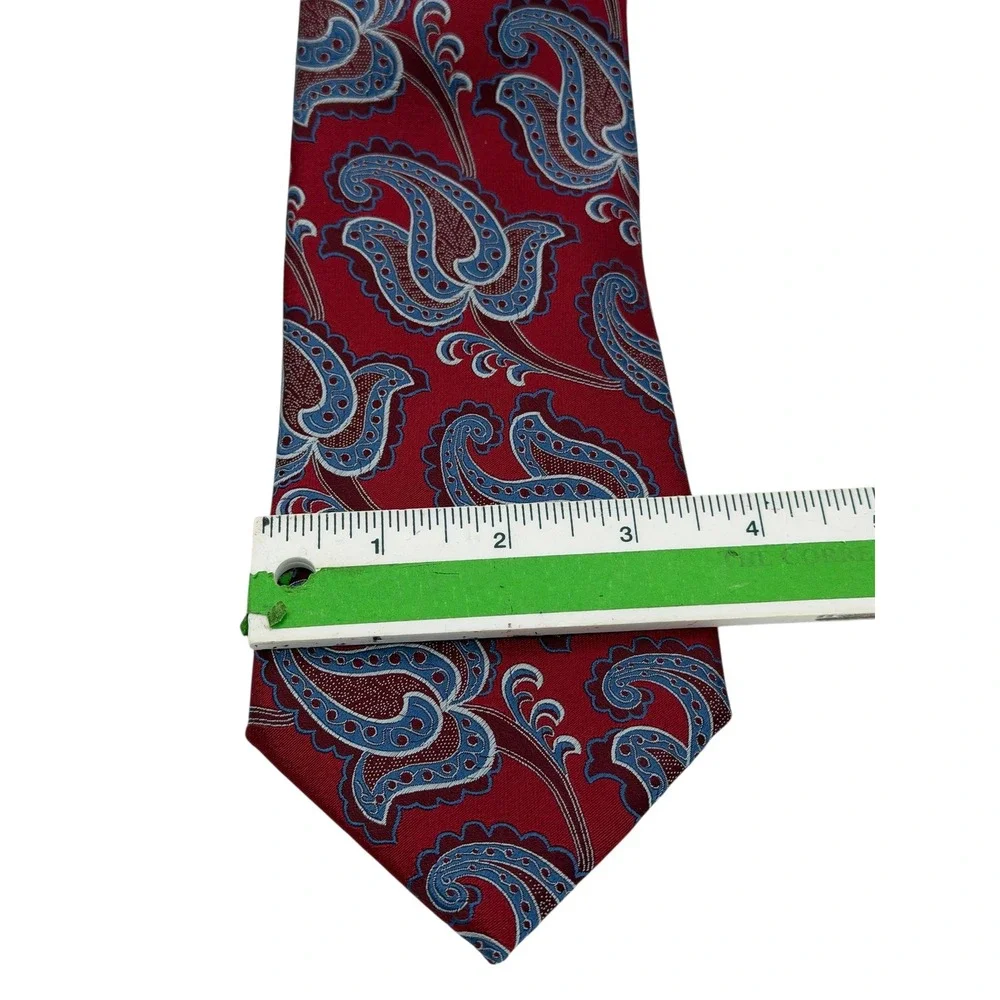 Ermenegildo Zegna Red Blue Paisley Silk Tie Made in Italy EZD42480‎ (TC5) NWTs